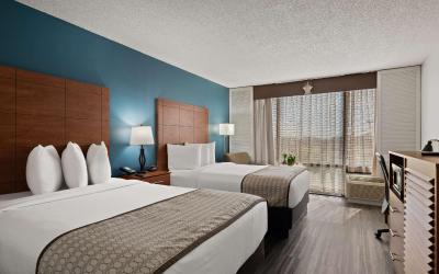 Standard Room with Two Double Beds