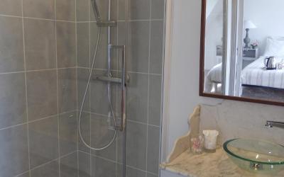 Chambre Double avec Salle de Bains Privative Chambre Double avec Salle de Bains Privative