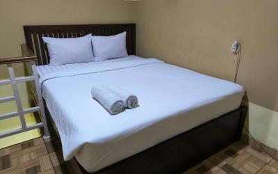 Kamar Double Besar Kamar Double Besar