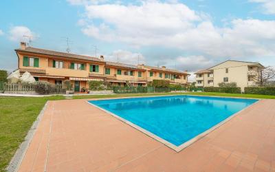 Villa con 2 Camere da Letto