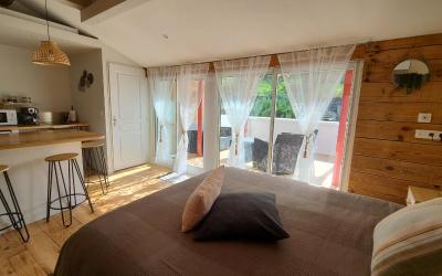 Studio avec Terrasse Studio avec Terrasse