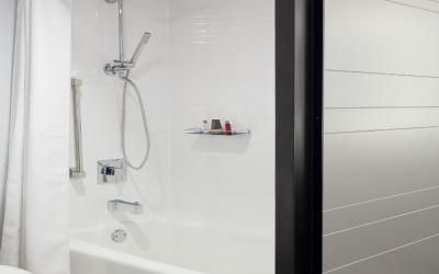 Two Bay Vista Suite