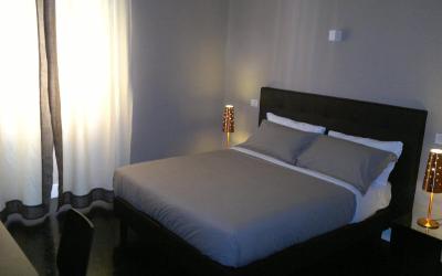 Camera Matrimoniale/Doppia con Letti Singoli