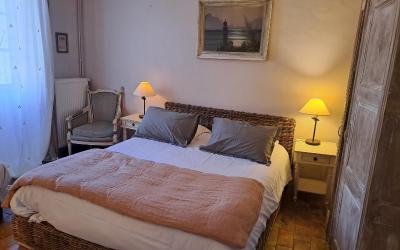 Chambre Triple avec Salle de Bains Privative