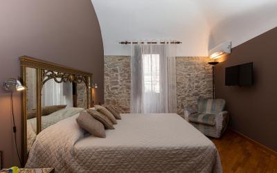 Camera Matrimoniale con Bagno Privato