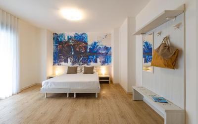 Camera Matrimoniale/Doppia con Letti Singoli con Balcone 