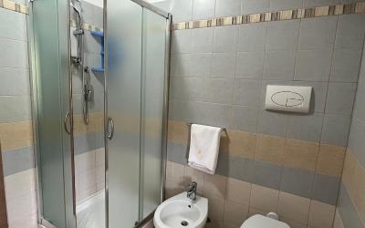 Camera Tripla Comfort