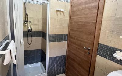 Camera Tripla Comfort con Doccia Camera Tripla Comfort con Doccia