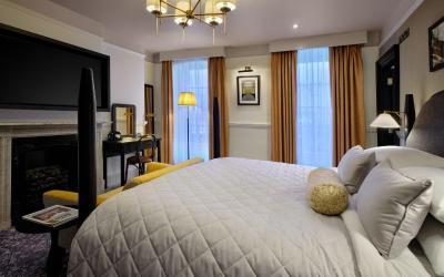Cinematography, Guest room, 1 King