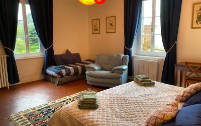 Chambre Deluxe (2 Adultes + 1 Enfant) Chambre Deluxe (2 Adultes + 1 Enfant)