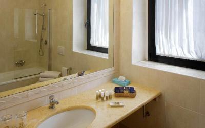 Camera Tripla con Vista