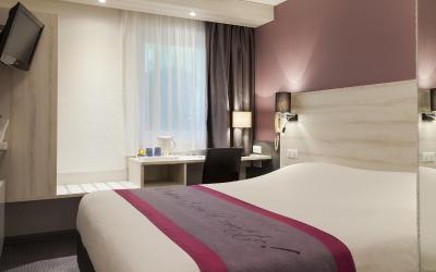 Hu00e9bergement 1u00a0Lit Simple Hu00e9bergement 1u00a0Lit Simple