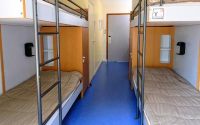 Chambre Quadruple avec Douche