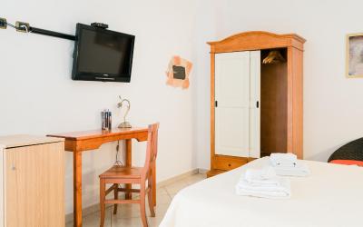 Camera Matrimoniale/Doppia con Letti Singoli