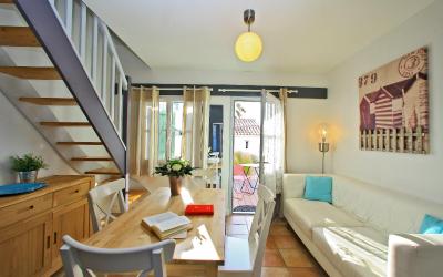Maison (4 Adultes) Maison (4 Adultes)
