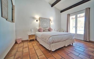 Chambre Familiale avec Terrasse Chambre Familiale avec Terrasse
