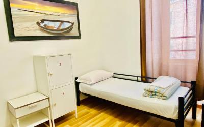 Posto Letto in Dormitorio Femminile per 4 Persone