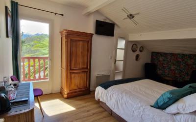 Chambre Double - Vue sur Montagne