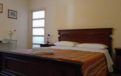 Camera Tripla Standard