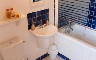 Chambre Triple avec Salle de Bains Privative Chambre Triple avec Salle de Bains Privative