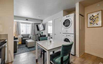 One Bedroom Suite with Full Kitchen