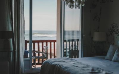 Suite Lit King-Size - Vue sur Ocu00e9an Suite Lit King-Size - Vue sur Ocu00e9an