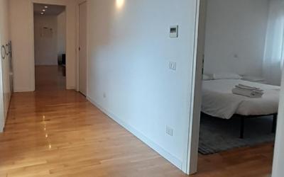 Camera Matrimoniale/Doppia con Letti Singoli con Bagno in Comune