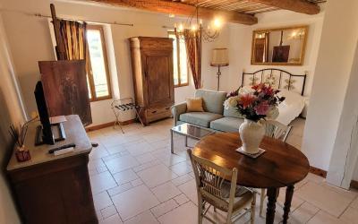 Studio Lit King-Size avec Canapu00e9-Lit