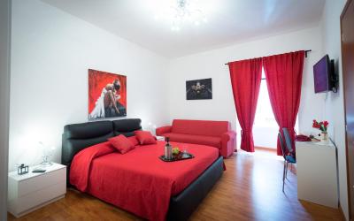 Camera Tripla Superior