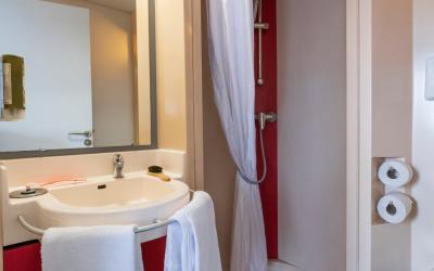 Chambre Lits Jumeaux avec Salle de Bains Privative Chambre Lits Jumeaux avec Salle de Bains Privative