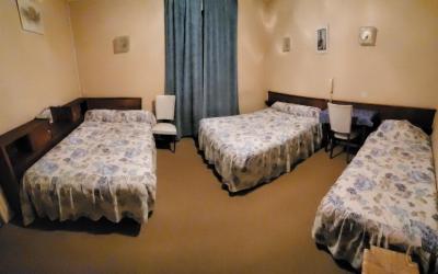 Chambre Triple avec Douche