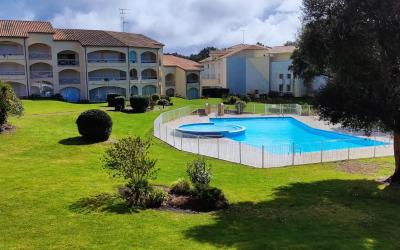 Appartement - Vue sur Piscine 