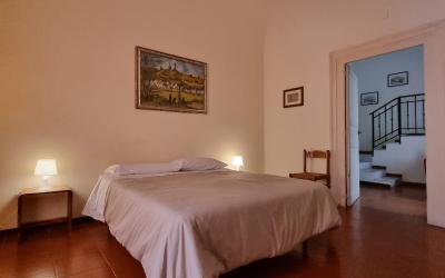 Appartamento con 2 Camere da Letto e Balcone