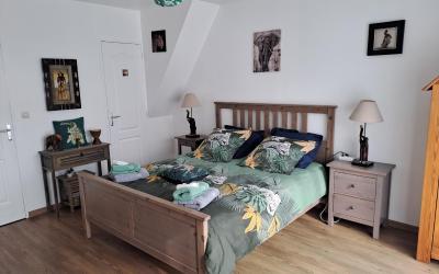 Chambre Double avec Salle de Bains Privative - Vue sur Jardin