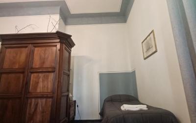 Camera Quadrupla con Bagno in Comune 