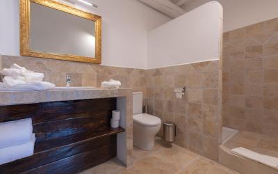 Chambre Quadruple avec Salle de Bains Privative