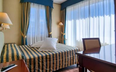 Camera Matrimoniale Piccola con Balcone 