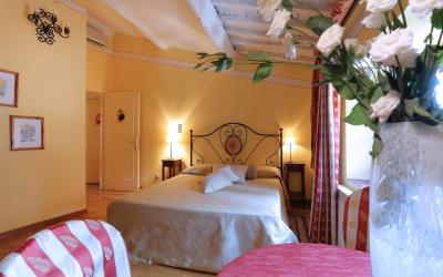 Camera Matrimoniale Superior