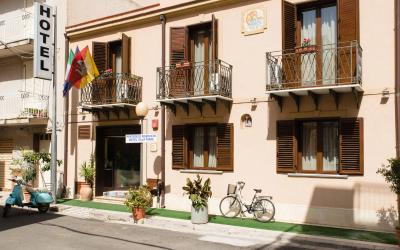 Camera Quadrupla con Doccia