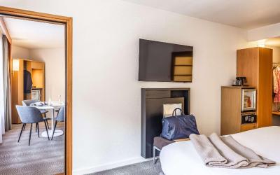 Suite with One Double Bed and Double Sofa Bed