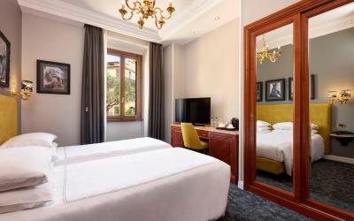 Camera Standard Matrimoniale/Doppia con Letti Singoli