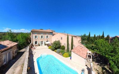 Villa Villa