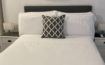 Camera Matrimoniale con Letto a Una Piazza e Mezza e Balcone