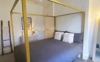 Double Room with Shared Bathroom