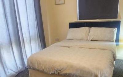 Standard Double Room with Shared Bathroom