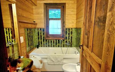 Camera Matrimoniale con Vasca Idromassaggio