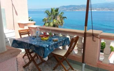 Appartamento con 1 Camera da Letto e Vista Mare 