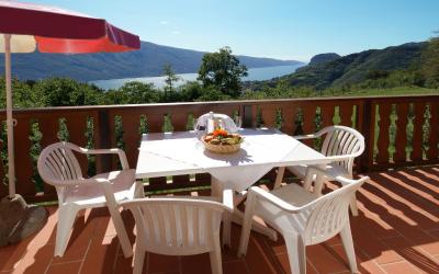 Appartamento con Vista Lago