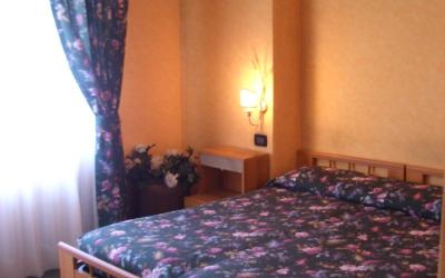 Camera Matrimoniale/Doppia con Letti Singoli