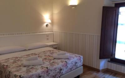 Camera Matrimoniale/Doppia con Letti Singoli